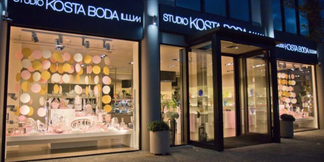 Ένα ολοκαίνουργιο STUDIO KOSTA BODA ILLUM άνοιξε μόλις στο Ν.Ψυχικό