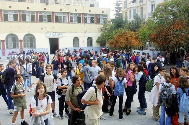 Έρχονται τα “αυτόνομα” σχολεία – Όλες οι αλλαγές στις δομές εκπαίδευσης