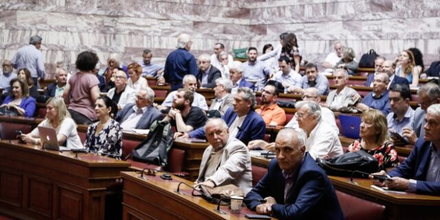 Ανατροπή: Δεν θα συνεδριάσει τελικά η ΚΟ του ΣΥΡΙΖΑ για το Πολυνομοσχέδιο