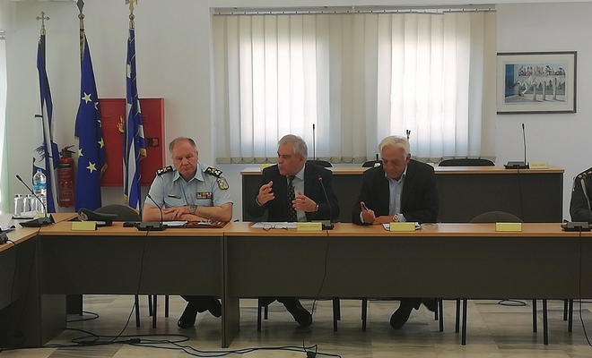 Σύσκεψη υπό τον Νίκο Τόσκα στο δημαρχείο Π. Φαλήρου για θέματα αστυνόμευσης της περιοχής