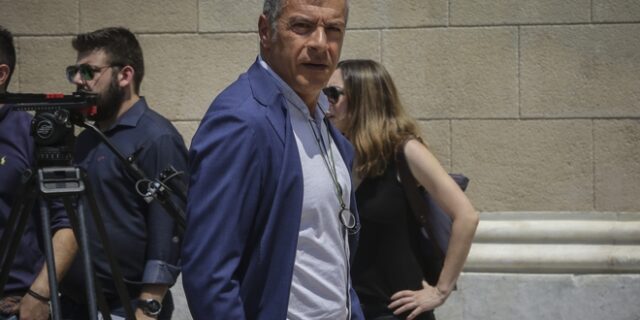 Δεν βλέπει πρόωρες εκλογές το φθινόπωρο ο Θεοδωράκης