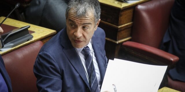 Θεοδωράκης: Θα κατέβουμε αυτόνομα στις εκλογές – Η χώρα έχει ανάγκη από πολιτικούς χωρίς βαρίδια