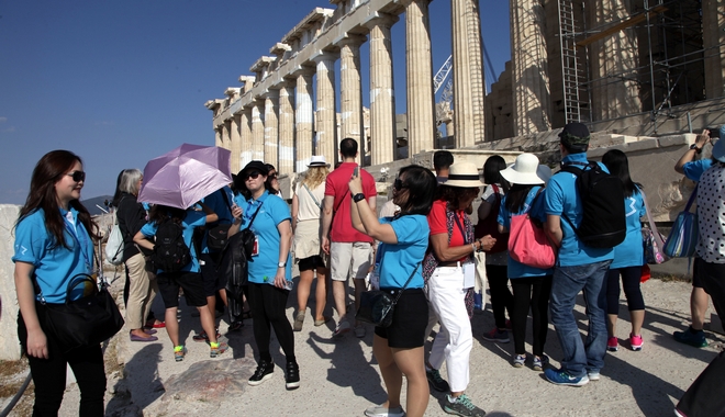 Συν 30% οι Κινέζοι τουρίστες το 2018 στην Ελλάδα