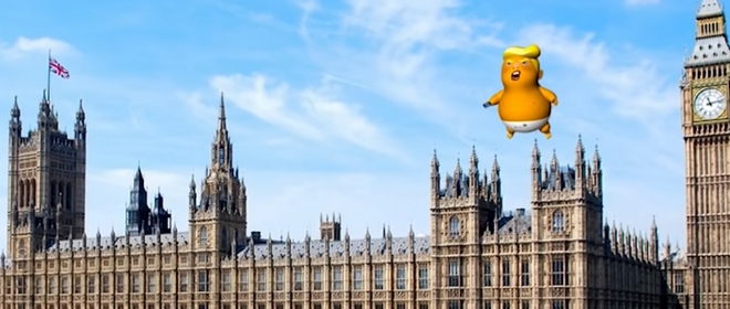 Το πελώριο πορτοκαλί “μωρό Τραμπ”: Φορά πάνα και ετοιμάζεται για “πτήση” στη Βρετανία