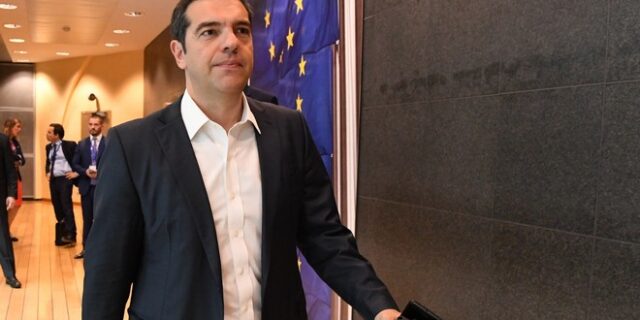 Τσίπρας: Σταθερή και βιώσιμη έξοδος στις αγορές