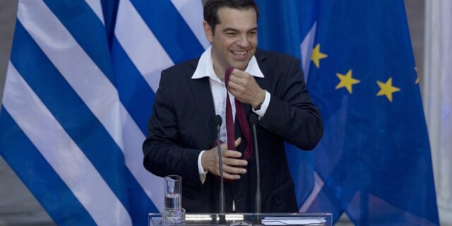 FAZ: Ελλάδα με γραβάτα χωρίς εξάρτηση από τους δανειστές