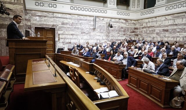 ΣΥΡΙΖΑ: Προς σύγκληση της ΚΟ για το πολυνομοσχέδιο παρουσία Τσίπρα