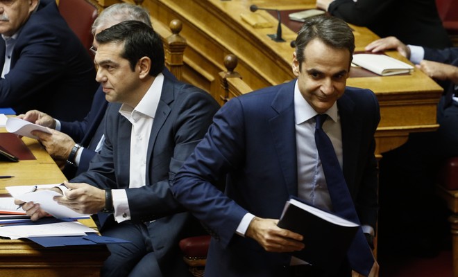 Η διπλή επίθεση Μητσοτάκη σε Τσίπρα για το προσφυγικό