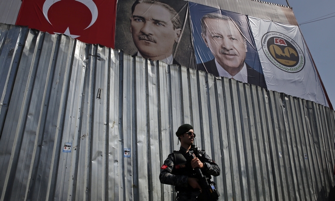 Τουρκία: Συνελήφθησαν πέντε άτομα που σχεδίαζαν επιθέσεις την παραμονή της Πρωτοχρονιάς