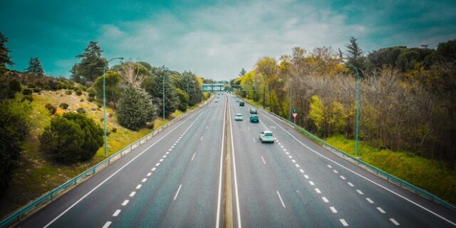 Πάτε οδικώς στο εξωτερικό. Έχετε πράσινη κάρτα;