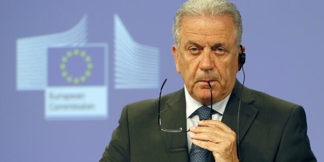 Αβραμόπουλος: Η Ευρωπαϊκή Ένωση είναι στο πλευρό της Ελλάδος