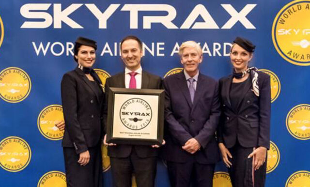 Skytrax: Η Aegean πέτυχε για 8η χρονιά πρωτιά στα βραβεία των επιβατών