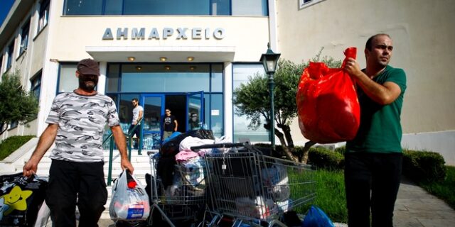 Στο Μάτι της αλληλεγγύης: Συνωστισμός εθελοντών