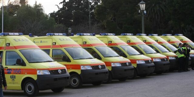 Η Περιφέρεια Στερεάς Ελλάδας χρηματοδοτεί την συντήρηση των ασθενοφόρων του ΕΚΑΒ