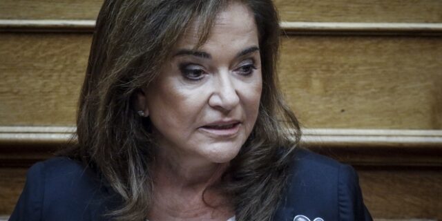 ΣΥΡΙΖΑ κατά Ντόρας για τη δήλωση περί απέλασης εννέα Τούρκων συλληφθέντων για τρομοκρατία