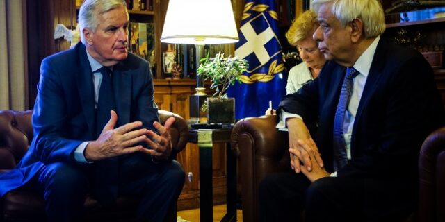 Μπαρνιέ σε Παυλόπουλο: Είμαστε δίπλα στον ελληνικό λαό