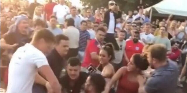 Έγινε “της Αγγλίας”: Άγριο ξύλο σε παμπ μετά την πρόκριση στο Μουντιάλ