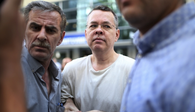 Τουρκία: Νέα απόρριψη της αποφυλάκισης Μπράνσον-Πέφτει πάλι η λίρα