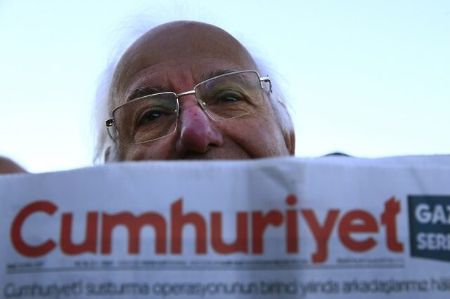 Τουρκία: Απαλλαγή Ερντέμ Γκιούλ από την κατηγορία της “δημοσίευσης κρατικών μυστικών”