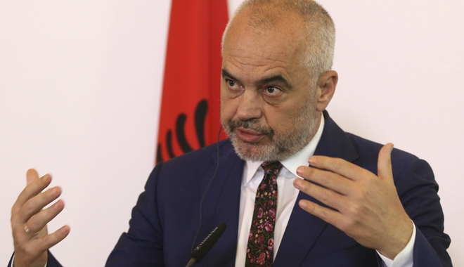 Προς διάλυση το κόμμα των “Τσάμηδων” στην Αλβανία