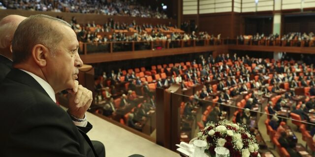 Τουρκία: Τέλος στην κατάσταση έκτακτης ανάγκης – Ανησυχία για την απελευθέρωση των 8