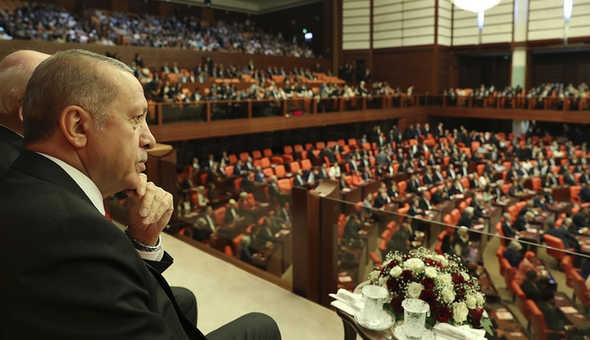Τουρκία: 23.000 αναπάντητες ερωτήσεις στο κοινοβούλιο έχει αφήσει η κυβέρνηση Ερντογάν