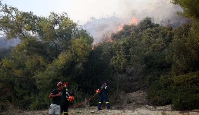 Φωτιές σε Ζάκυνθο και Ρέθυμνο – Υψηλός κίνδυνος πυρκαγιάς Σάββατο και Κυριακή
