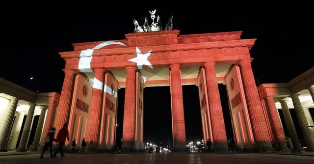 DW: Το Βερολίνο αίρει μέρος των κυρώσεων κατά της Άγκυρας