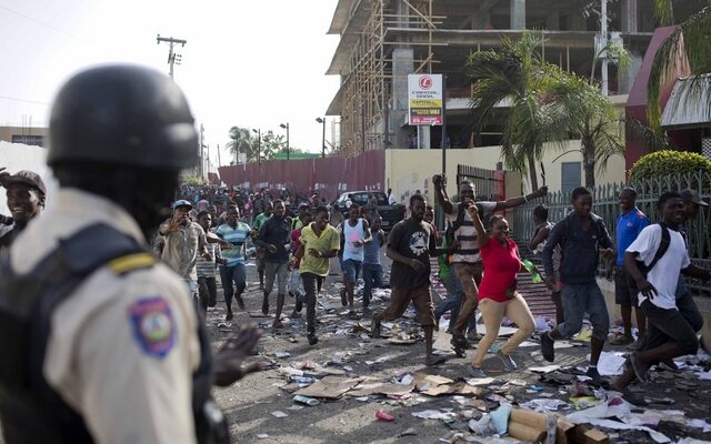 Αϊτή: Παραιτήθηκε ο πρωθυπουργός εν μέσω αιματηρών διαδηλώσεων