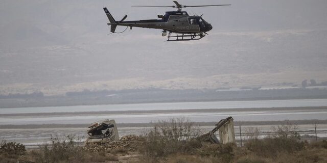 Κινηματογραφική απόδραση: Ένοπλοι φυγάδευσαν ληστή με ελικόπτερο από τη φυλακή