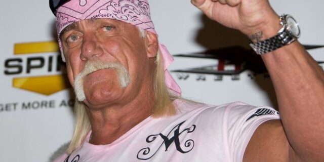 Tο WWE συγχώρησε τον Hulk Hogan και τον επανεμφάνισε στο Hall of Fame