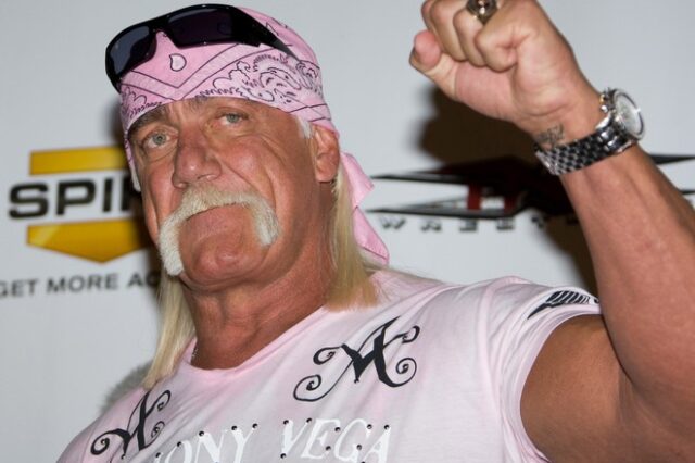 Tο WWE συγχώρησε τον Hulk Hogan και τον επανεμφάνισε στο Hall of Fame