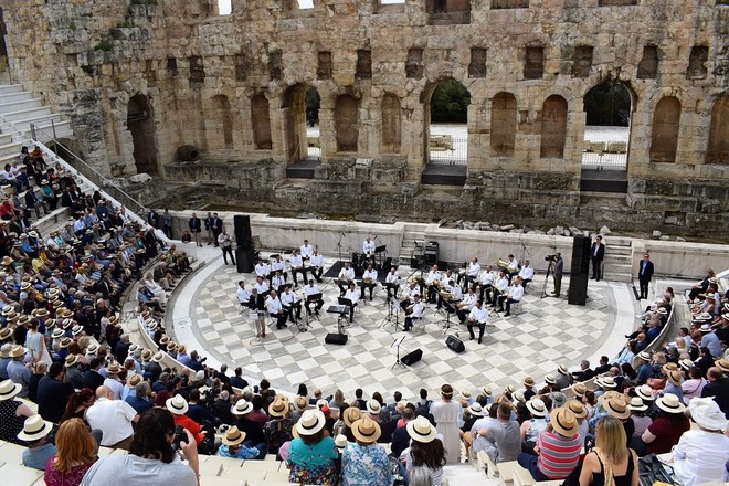 Μεγάλη συναυλία από το φεστιβάλ Αθηνών για τους πυρόπληκτους-Ποιοι συμμετέχουν