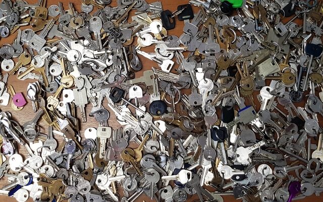 Χαλάνδρι: Διαρρήκτες είχαν κατασκευάσει 646 αντικλείδια