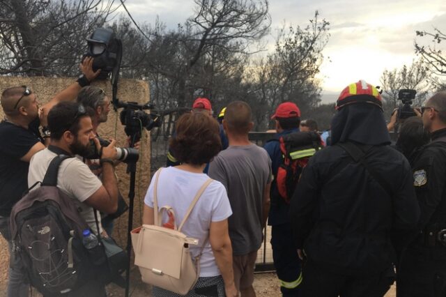 Φωτιά στην Αττική: 30 νεκροί σε χωράφια στην Αργυρά Ακτή