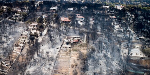 Το Μάτι παραδομένο στην καταστροφή