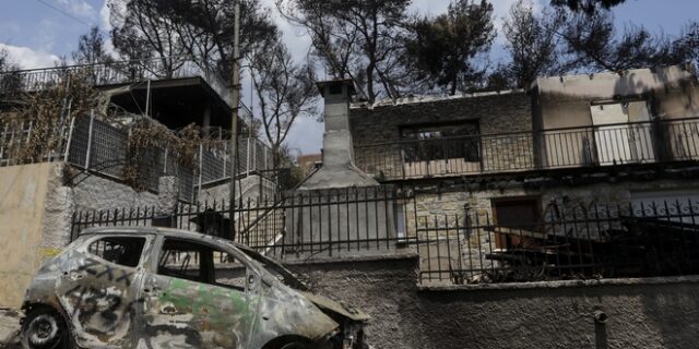 Μεγάλο ερώτημα: Δόθηκε ή όχι εντολή για εκκένωση;