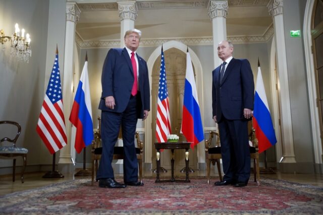 Ποιος είχε “το πάνω χέρι” – Τι λέει η γλώσσα του σώματος για τη συνάντηση Πούτιν – Τραμπ