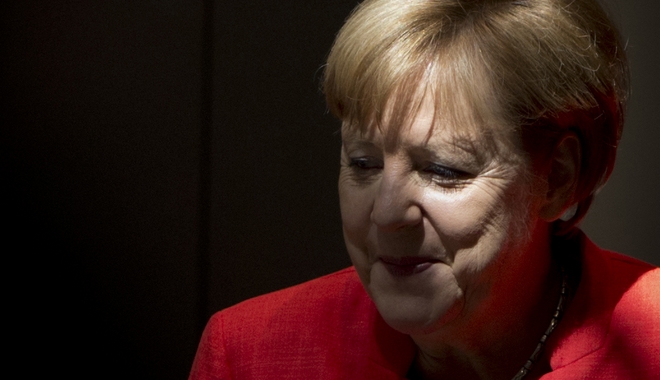 Γερμανία: Ένας μικρός εταίρος απειλεί Μέρκελ και μεγάλο συνασπισμό
