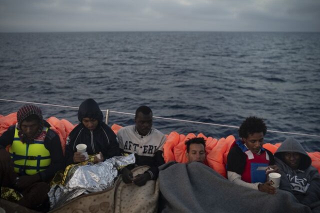 Ιταλία: Αναζητείται πολιτική λύση για 442 “απελπισμένους της θάλασσας”