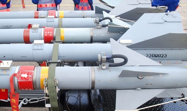ΗΠΑ: Εγκρίθηκαν οι πωλήσεις δεκάδων πυραύλων αέρος – αέρος σε Βρετανία, Δανία