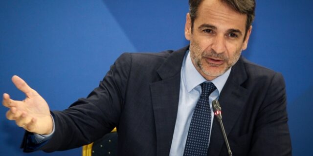 Δεσμεύσεις Μητσοτάκη για φορολογικό και ασφαλιστικό των δικηγόρων