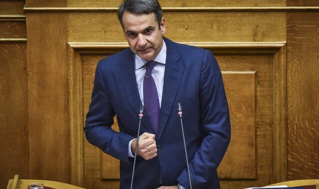 Μητσοτάκης: Ψηφίζουμε την κατάτμηση περιφερειών, να κάνει το ίδιο η κυβέρνηση για τους απόδημους