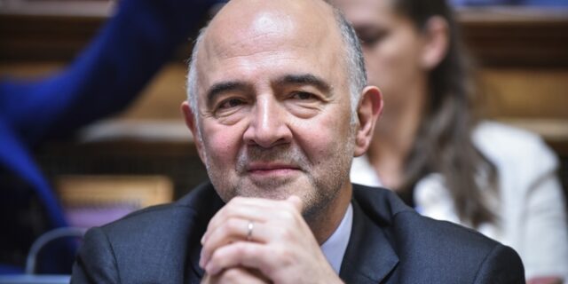 Η ΝΔ δυσφορεί για το “τέλος τα μνημόνια” του Μοσκοβισί, η κυβέρνηση απαντά πως είναι αλήθεια