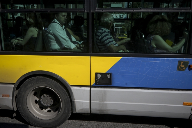 ΟΑΣΑ: Οδηγός λεωφορείου κατέβασε τους επιβάτες και κάλεσε την αστυνομία λόγω ενός… αναψυκτικού