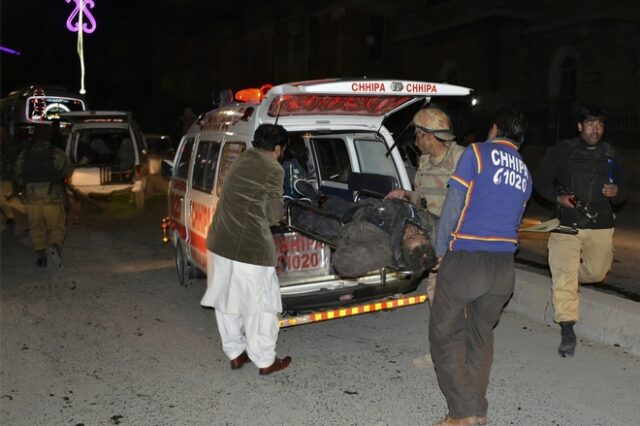 Πακιστάν: Αιματηρή επίθεση βομβιστή-καμικάζι σε προεκλογική συγκέντρωση