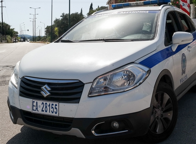 Εξιχνιάστηκαν κλοπές σε σταθμευμένα αυτοκίνητα και τροχόσπιτα σε τουριστικές περιοχές της Δυτικής Ελλάδας
