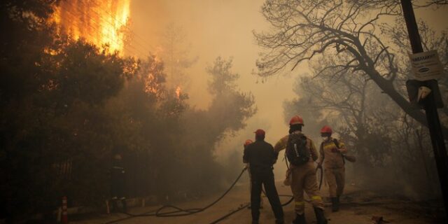 Εκκενώνονται προληπτικά δύο κτίρια του στρατού και της αεροπορίας