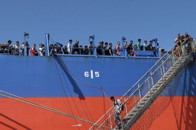 Νέα τραγωδία με πρόσφυγες – Βυθίστηκε πλοιάριο στην Κύπρο