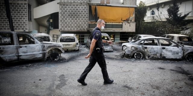 Συνελήφθησαν 4 άτομα για πλιάτσικο σε καμένα σπίτια στον Νέο Βουτζά